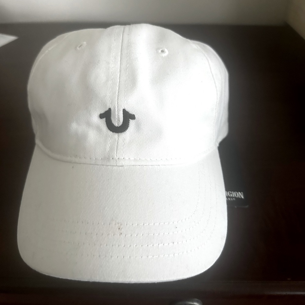 COPY - True Relgion ball hat